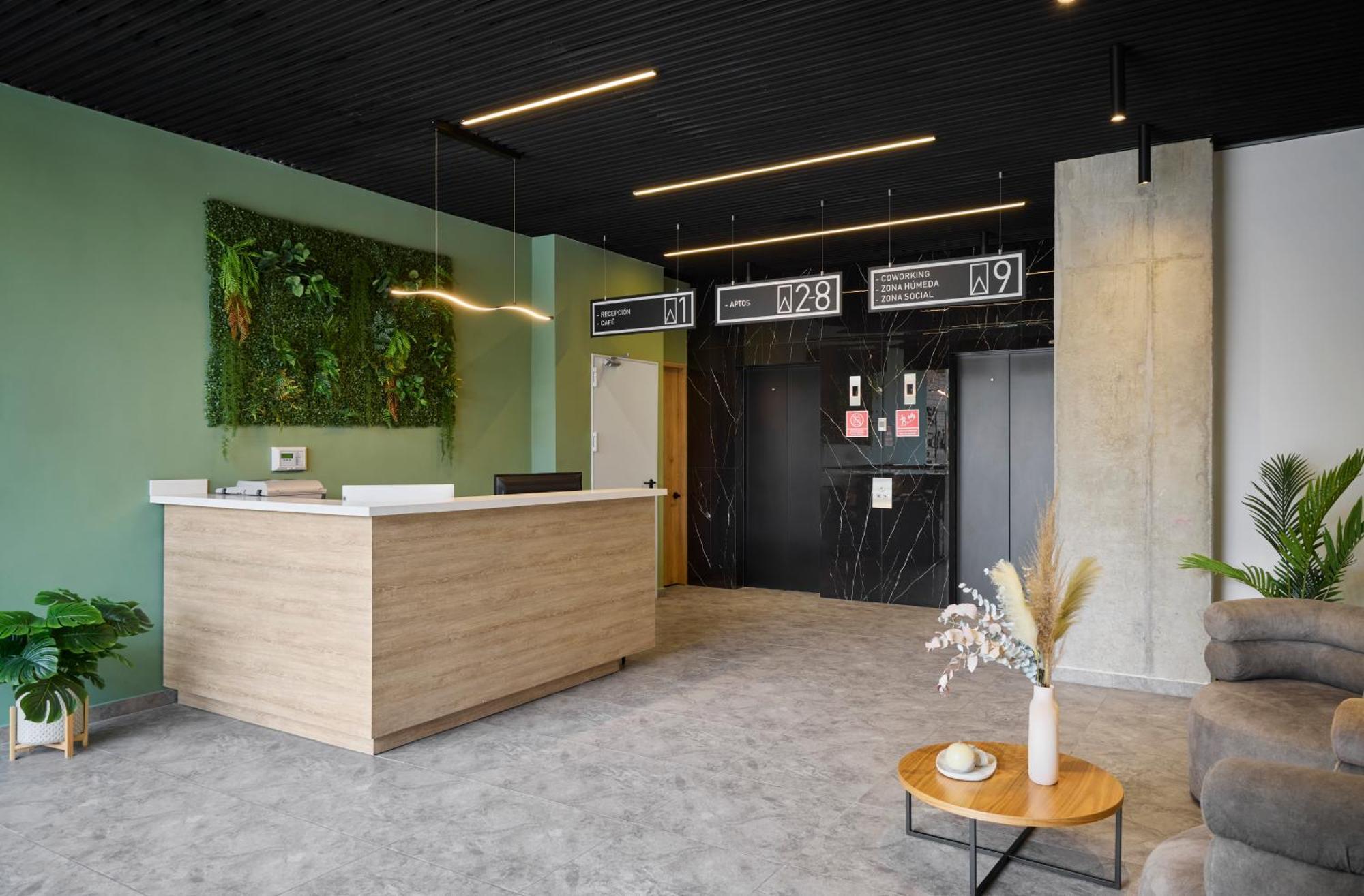 30 Living Suites Medellin Luaran gambar