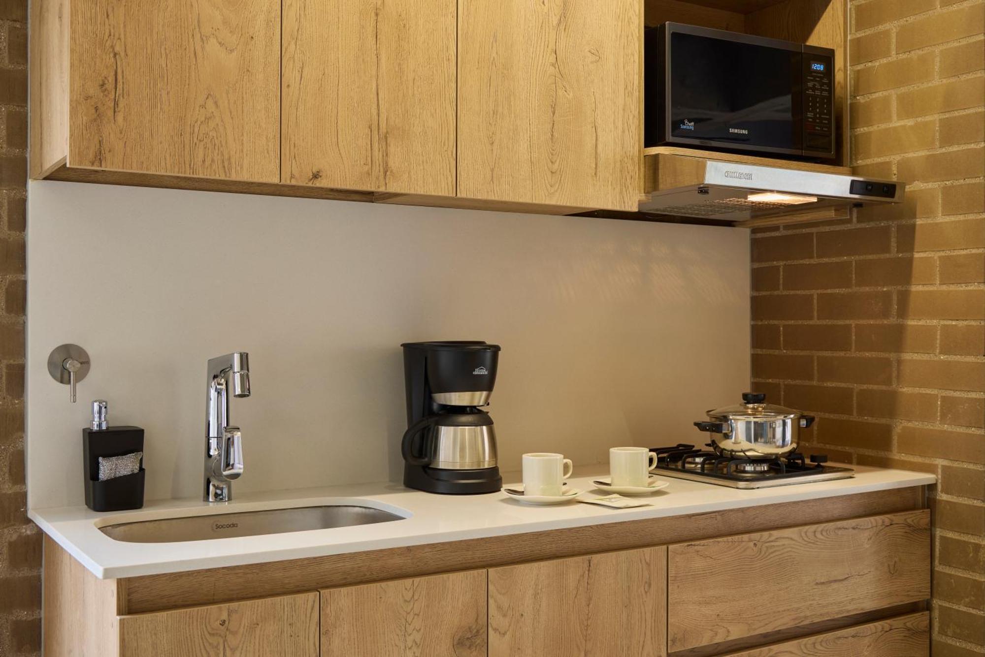 30 Living Suites Medellin Luaran gambar